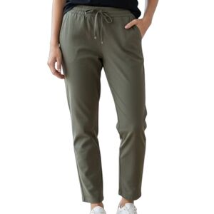 GAP Pull-On Relaxed Fit Pant